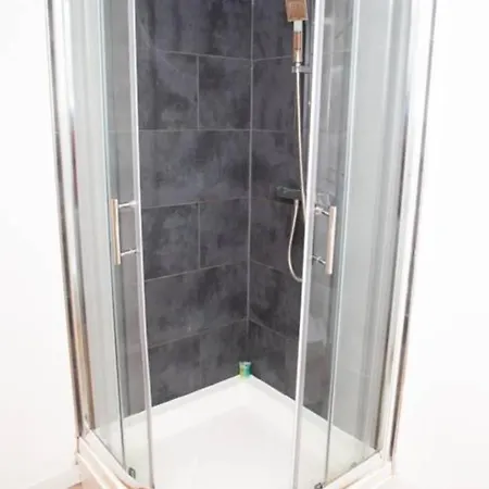 Lägenhet City Centre Beautiful 1 Bedroom *
