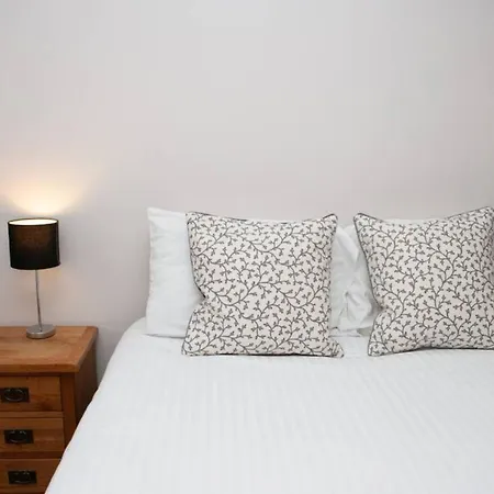 City Centre Beautiful 1 Bedroom Lägenhet *